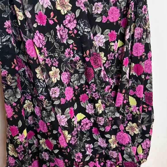 INC International Concepts Floral Sleeveless Wrap Style Tank Top Blouse - Medium - Picture 3 of 12